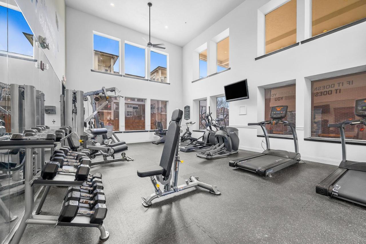 Frontdesk Bracken House Apts North Shore 피츠버그 외부 사진